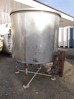 1000 GALLON STAINLESS STEEL MIX TANK 1000 GALLON STAINLESS STEEL MIX TANK